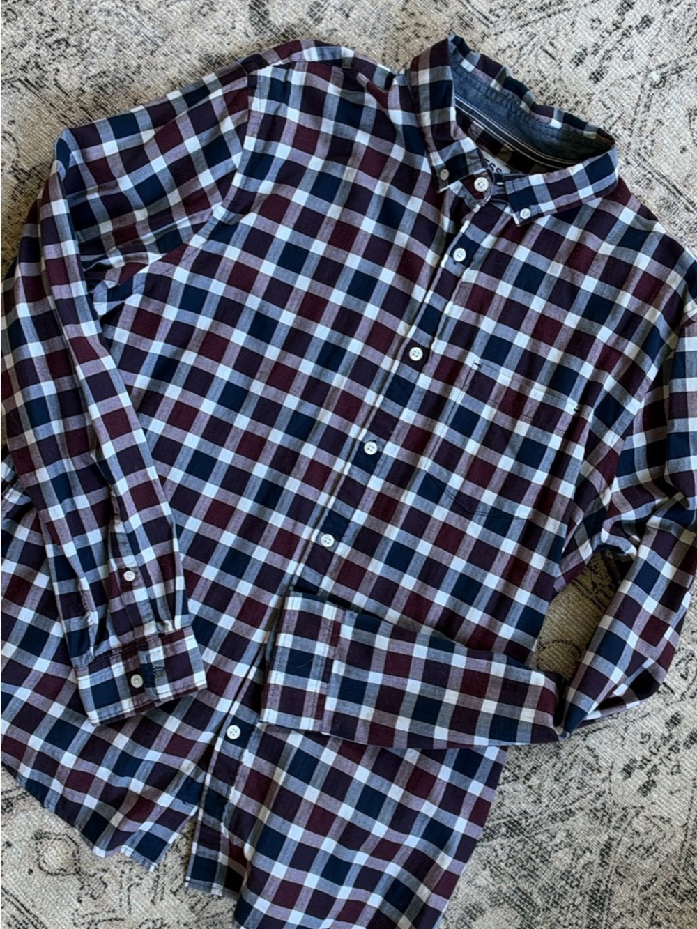 Express Menโs Plaid Button-Down Shirt in Navy and Burgundy